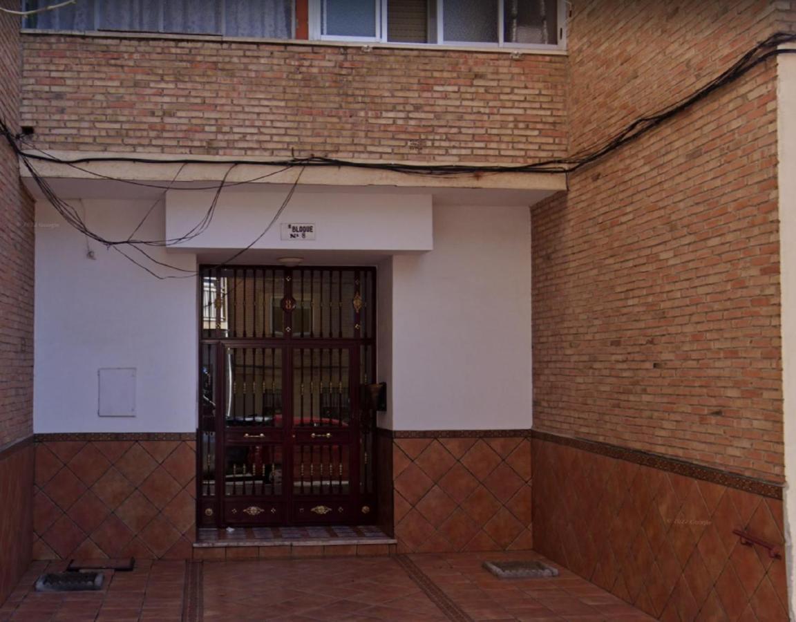 Apartamento 3 Dormitorios Frente A Hospital De Traumatologia Granada Ngoại thất bức ảnh